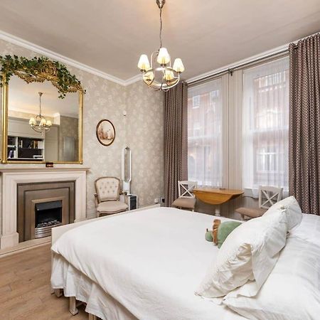 Charming Chelsea Studio Your Cozy Urban Retreat Лондон Екстериор снимка